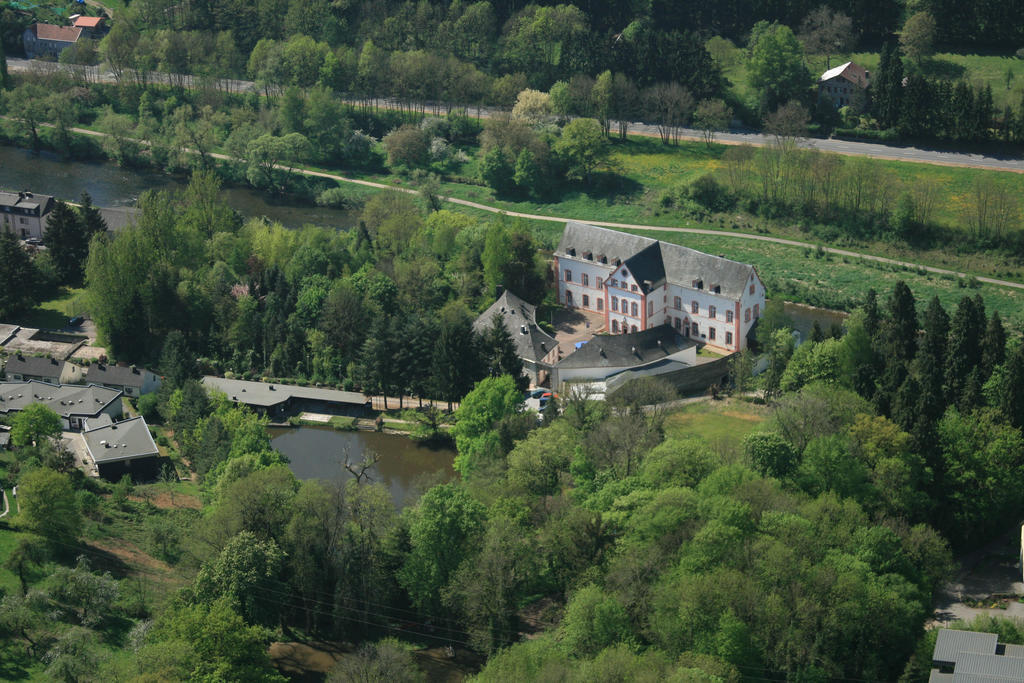 Hotel Burg Bollendorf Zewnętrze zdjęcie